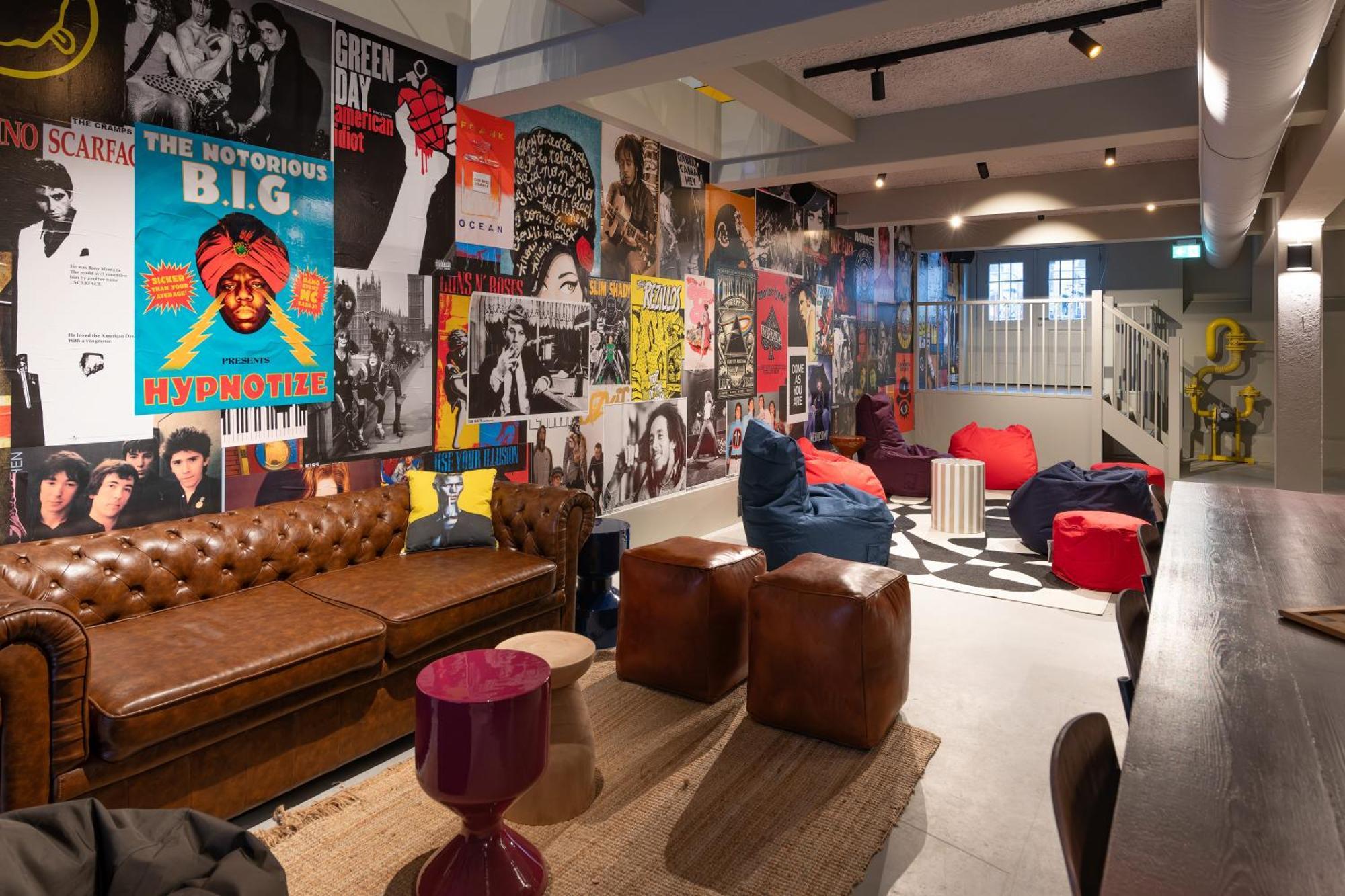Stayokay Hostel Amsterdam Stadsdoelen - Refurbished November 2024 Eksteriør billede