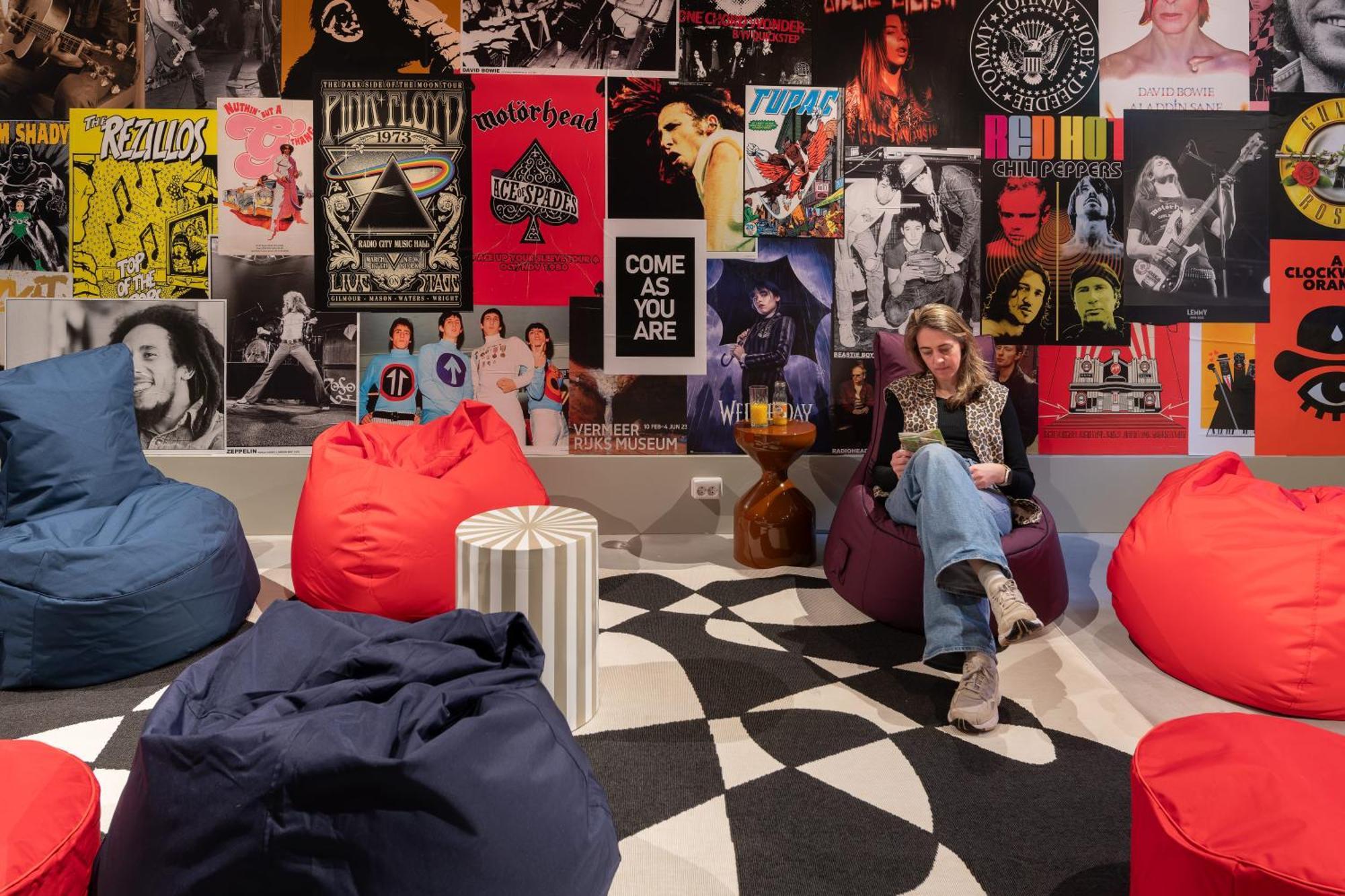 Stayokay Hostel Amsterdam Stadsdoelen - Refurbished November 2024 Eksteriør billede